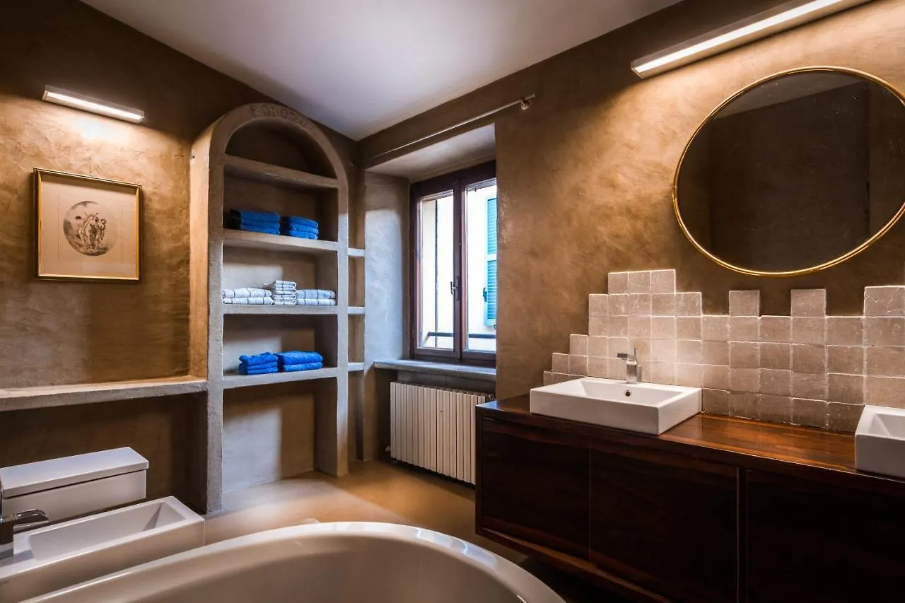 Cernobbio Art Apartment